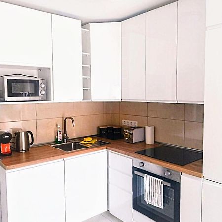 Beautiful Spacious 1-Bed Apartment With Aircon Пуэрто дель Кармен Экстерьер фото