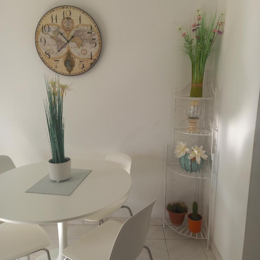 Beautiful Spacious 1-Bed Apartment With Aircon Пуэрто дель Кармен Экстерьер фото